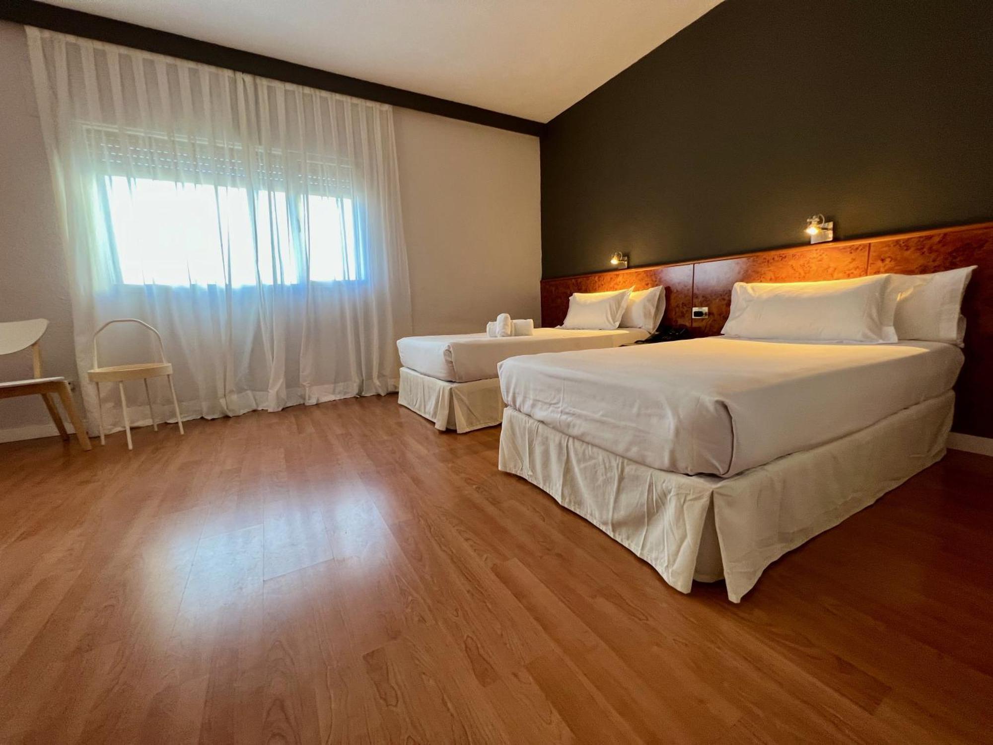Ap Hotel Madrid Airport 外观 照片