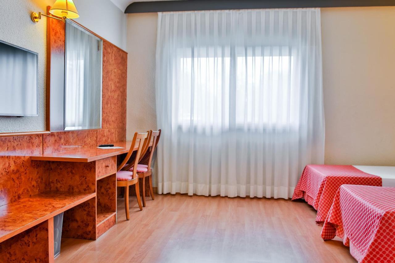 Ap Hotel Madrid Airport 外观 照片